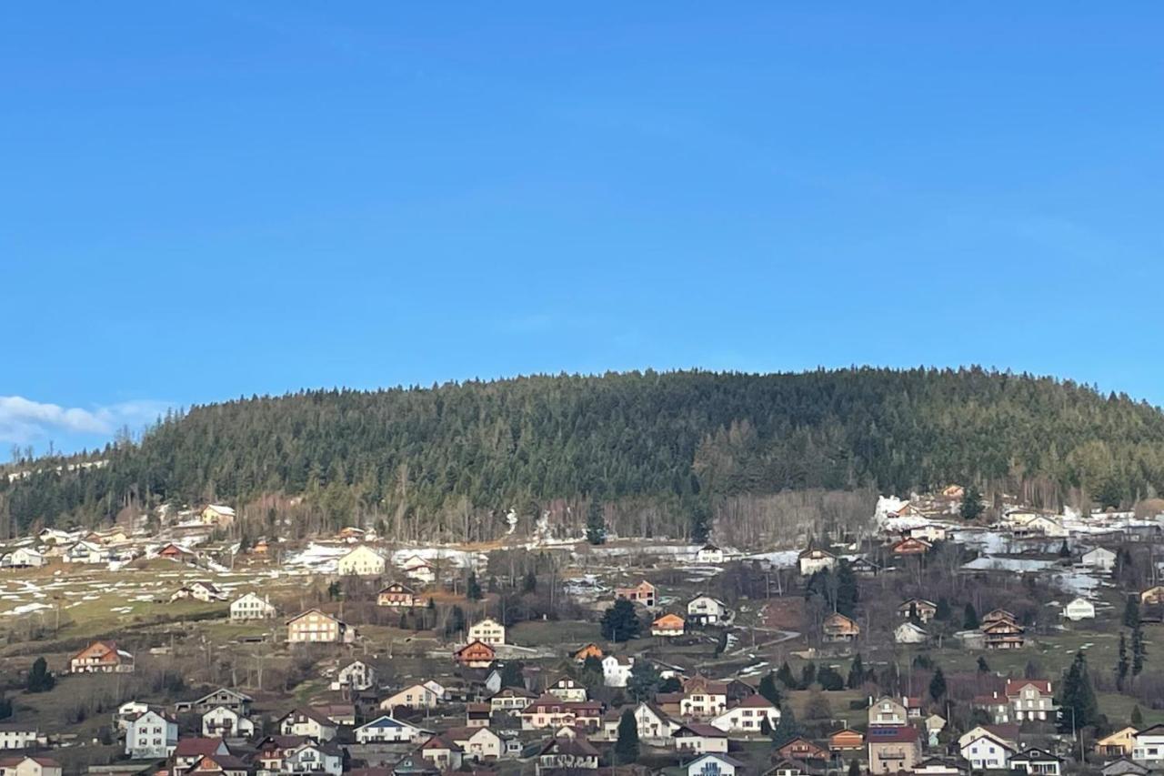 Bright Nest With Mountain View In Жерарме Экстерьер фото